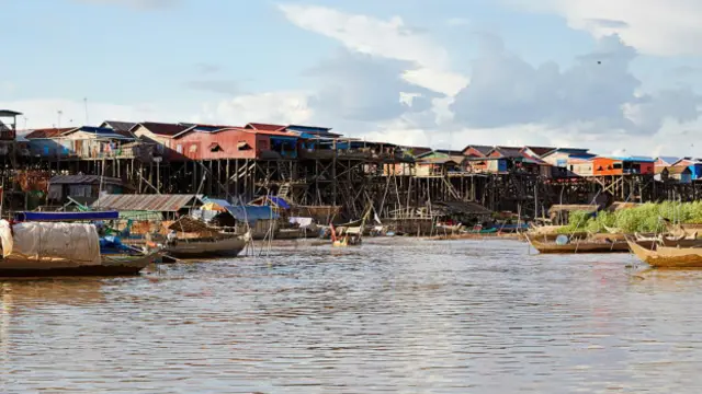 竹竿撑起的生活(图片来源:Angela Altus)