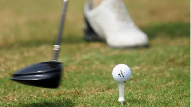 چینی عوام گولف کلبوں کو ایسے مقامات سمجھتی ہیں جہاں پر چینی حکمران بدعنوانی کے سودے کرتے ہیں