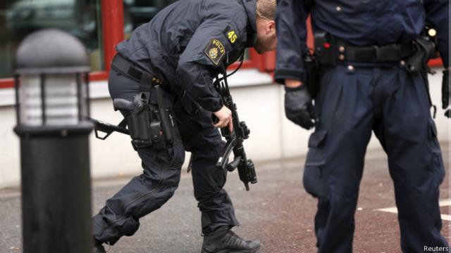 Полиция в шведском Троллхаттене