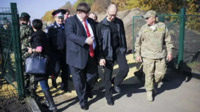 Ігор Балута (зліва) з Арсенієм Яценюком