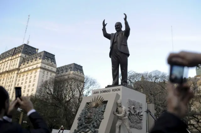 Monumento a Perón