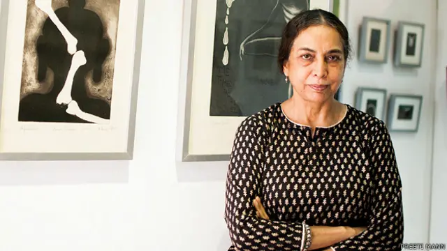 उनका कहना है कि चित्रों में रंगों का अपना गुण है, रंग विषय को दर्शाने में मदद करता है. वो अक्सर सतह पर गहरा रंग लगाना पसंद करती हैं जिससे चित्र उभर कर आए.