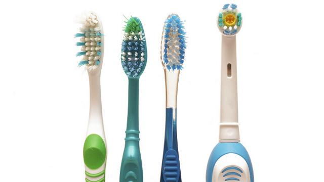 Manual vs. eléctrico: ¿cuál es el mejor cepillo de dientes? - BBC