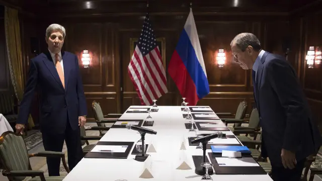Cümə günü ABŞ dövlət katibi John Kerry ilə Sergey Lavrov Vyanada görüşərək Suriya münaqişəsini müzakirə edib