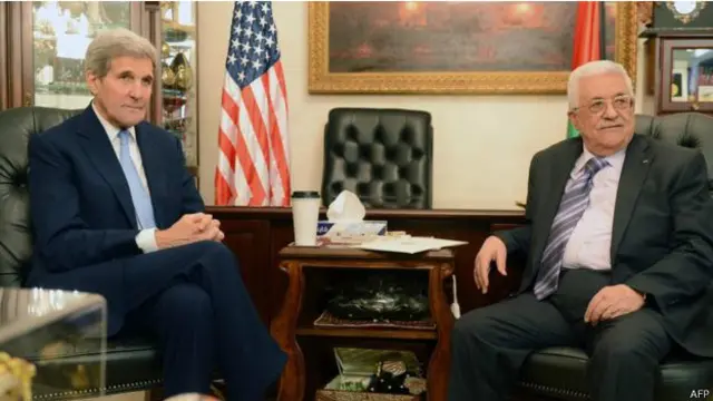 जॉन कैरी, महमूद अब्बास