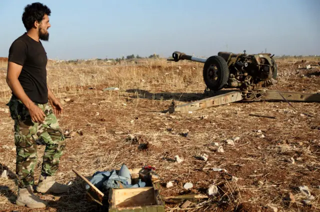 Боец "Свободной сирийской армии" 16 октября 2015 года