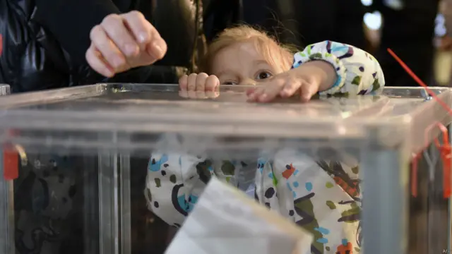 25 жовтня українці прийшли на виборчі дільниці, аби обрати місцеву владу.