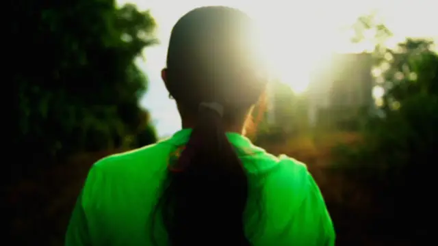 Mónica, una mujer filipina que fue a trabajar como empleada doméstica en los Emiratos Árabes Unidos.