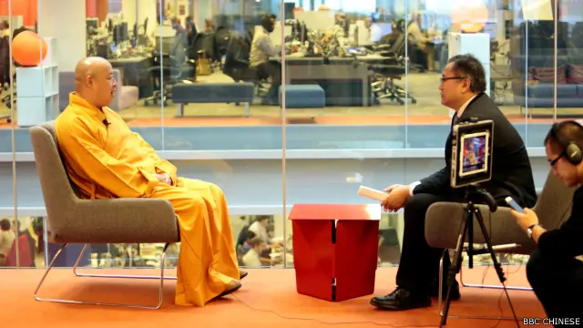 印順大和尚表示，任何一個宗教的發展都要回應對社會的關切，即使不能引領時代，也要適應時代，否則就會被時代淘汰。