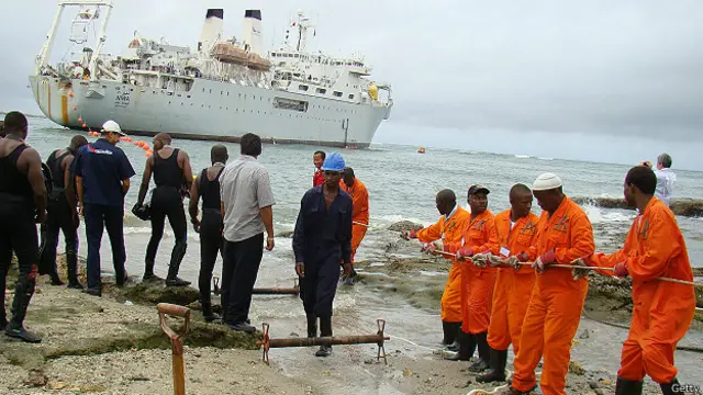 Прокладка кабеля в Африке