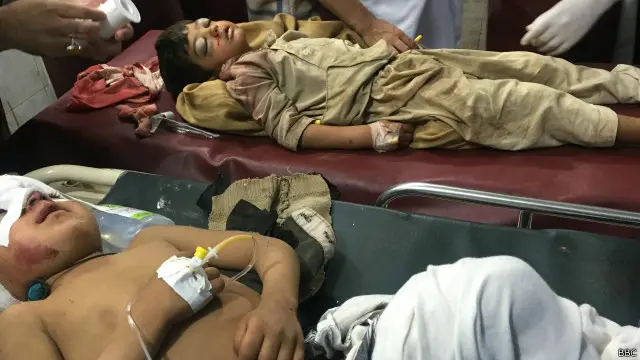 لیڈی ریڈنگ ہسپتال میں زلزلے کے بعد چار سے پانچ گھنٹوں میں سینکڑوں ایسے زخمی اور ان کے رشتہ دار دیکھے جو سخت پریشان تھے