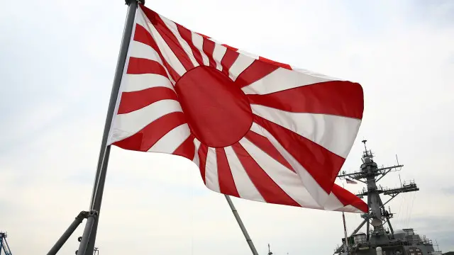 日本雖然在南中國海沒有主權聲稱，但日本擔心，中國在南中國海域的軍事基地將會加強北京對這一重要國際海域的控制。