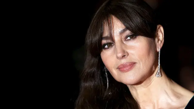 بلوچی نقش لوچیا اسکیارا را بازی کرده است