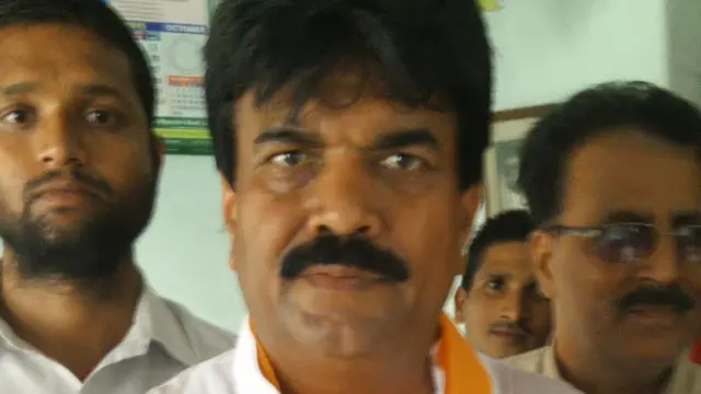 विशेश्वर सिंह बीजेपी के उम्मीदवार हैं लेकिन उनकी छवि को लेकर कई सवाल हैं.