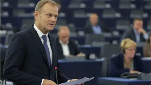 ڈونلڈ ٹسک کا کہنا تھا کہ یہ ’غیر معمولی وقت‘ ہے اور اس کے لیے ’غیر معمولی اقدامات، غیرمعمولی قربانیاں اور غیرمعمولی یکجہتی کی ضرورت ہے‘