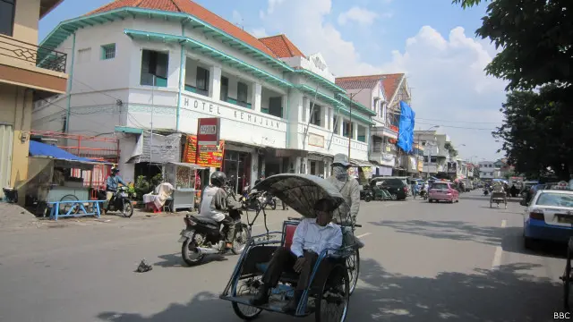 Peringatan Sumpah pemuda keturunan Arab Indonesia akan digelar pada awal November 2015 di Surabaya.