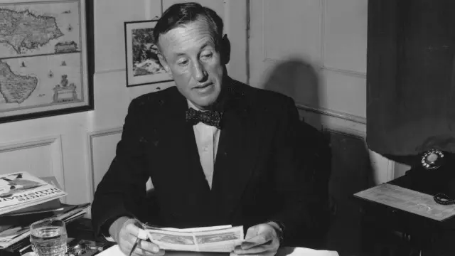 Ян Флемминг