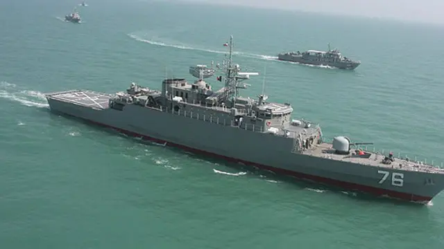 تامین امنیت خطوط مواصلاتی کشتی‌های تجاری از وظایف ناوشکن جماران است که ماموریتش را اواخر شهریور آغاز کرد