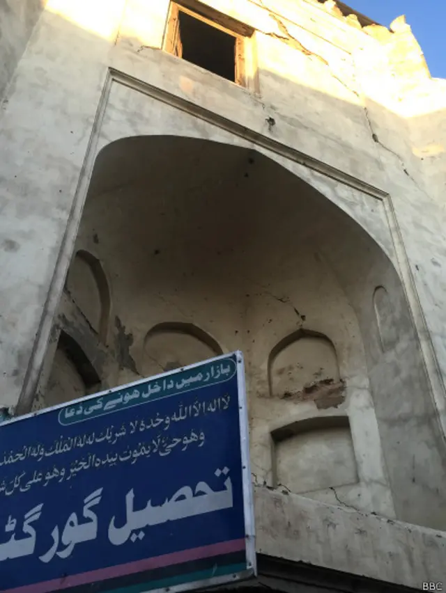 خیبر پختونخوا میں کوئی 6000 کے لگ بھگ تاریخی مقامات ہیں