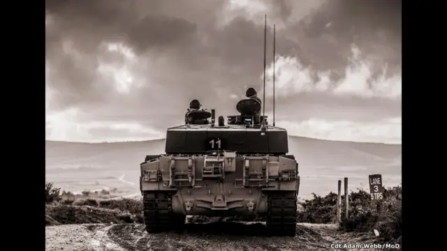 Танк на стрельбище на юге Англии