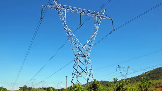 Torre de electricidad en Bolívar