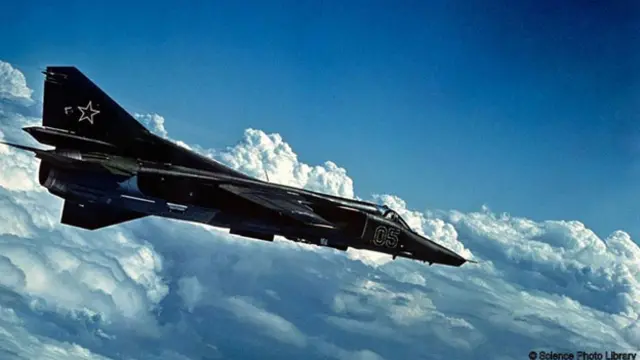  米高扬的部分设计被打造成了攻击机，而非战斗机，例如这张照片中的米格-27(图片来源：Science Photo Library)