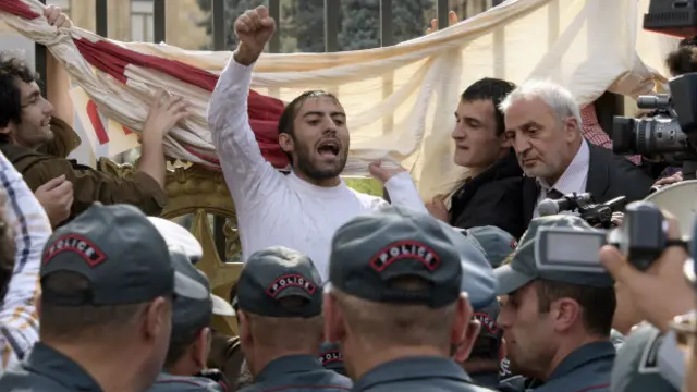 Оппозиционный митинг