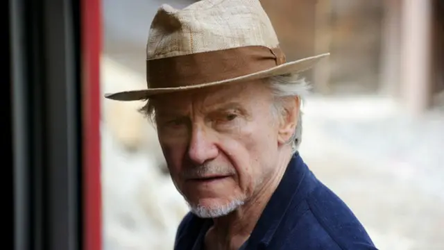 Харві Кейтель у ролі Міка Бойла