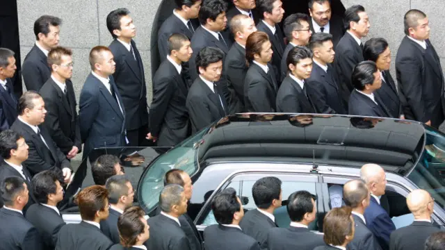 Miembros de Yamaguchi-gumi