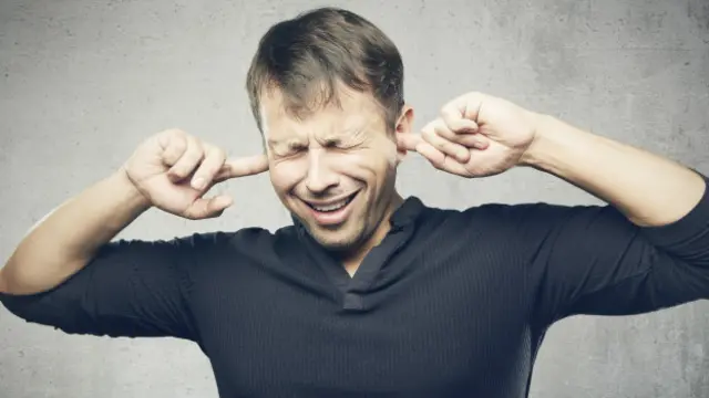 A los misófonos les irritan enormemente sonidos de la vida cotidiana