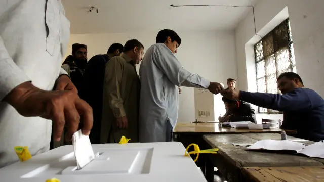 ٹھٹہ اور سجاول اضلاع میں شیرازی خاندان پیپلز پارٹی کے امیدواروں کا سامنا کر رہا ہے