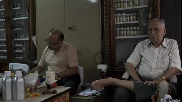 दिल्ली की सबसे पुरानी इत्र की दुकान