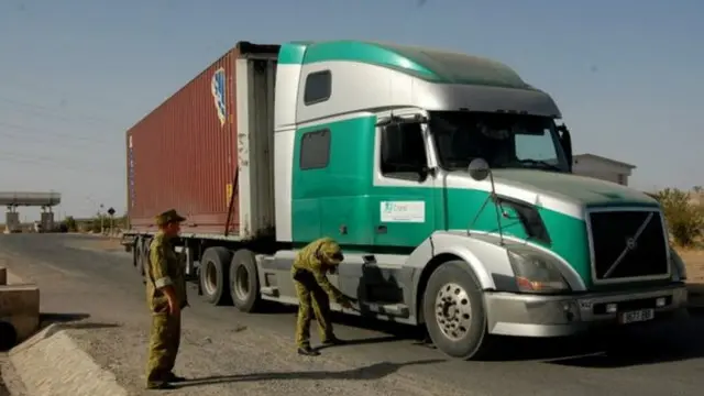 شمالی افغانستان میں جنگ کے باعث افغانستان اور مرکزی ایشیائی ممالک کے درمیان تجارت کو نقصان پہنچا ہے 