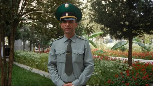 تاجک وزارت دفاع سے منسلک آمرشو حکیموو کا کہنا ہے کہ شدت پسندوں کے خلاف تاجکستان اور افغانستان ایک دوسرے کے ساتھ بھرپور تعاون کرتے ہیں