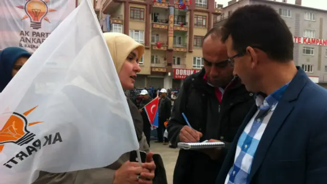 'Atanamayan öğretmen' Dilek Bıyıklıoğlu geçmişteki başörtüsü sorunundan CHP'yi sorumlu tutuyor. 