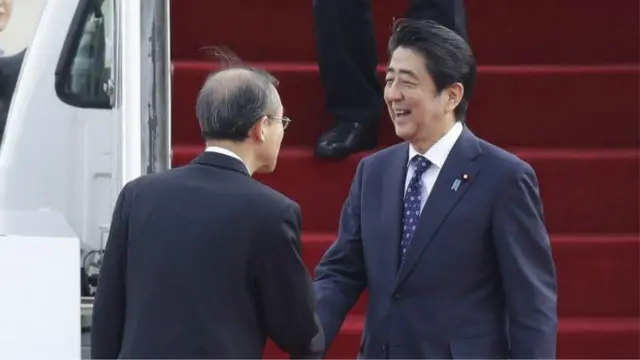 Jepang dianggap belum cukup melakukan upaya-upaya untuk menghapus kekejaman tentaranya di Cina dan Korea Selatan pada Perang Dunia II.