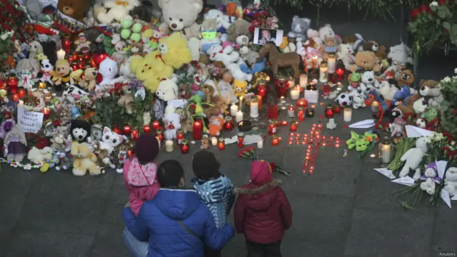 俄羅斯和法國的調查專家已經加入了埃及的調查隊伍行列，其中包含從法國空客總部排除的專家。