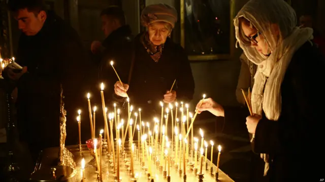 俄羅斯和埃及政府均否認恐怖襲擊，但空難原因眾說紛紜。