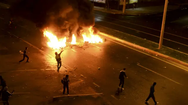 درگیری معترضان و پلیس در شهر کردنشین دیاربکر 