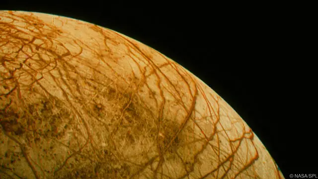 Європа, один з супутників Юпітера 