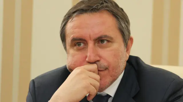 Ленур Ислямов был одним из двух представителей крымских татар в правительстве аннексированного Россией Крыма, занимая должность вице-премьера