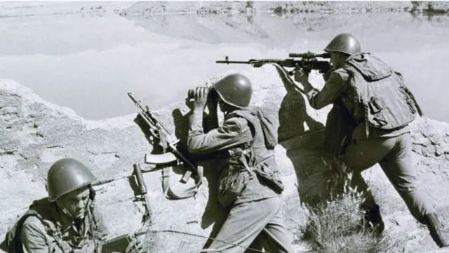 Lính Liên Xô giao tranh tại Afghanistan hồi 1988