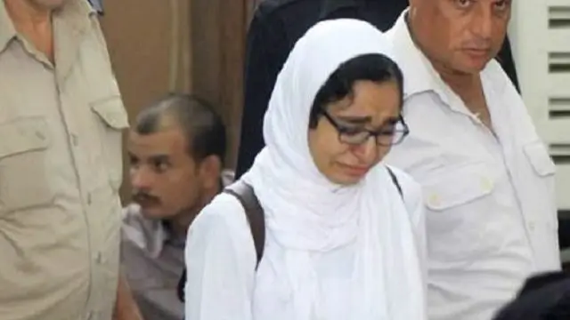 اختفت إسراء الطويل في مايو/ آذار الماضي وظهرت أمام النيابة قبيل المثول أمام المحكمة في يونيو/ حزيران الماضي