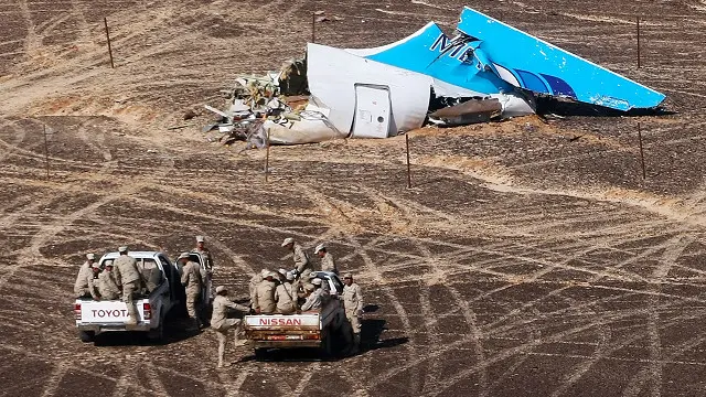 කඩාවැටුණු යානයේ සුන්බුන්