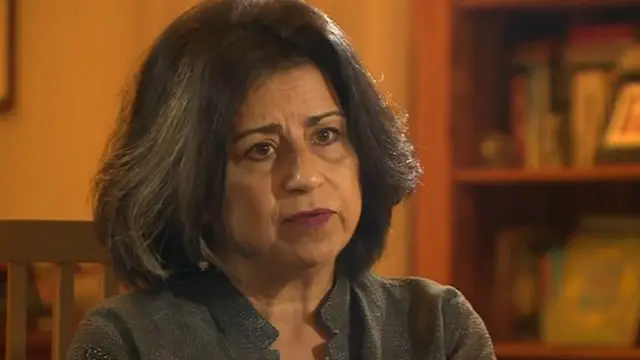 الكاتبة والناشطة أهداف سويف تقول إن استضافة السيسي تبعث برسالة خاطئة