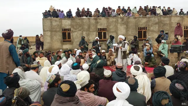 د مشرتابه په سر له اختلاف وروسته د ملا محمد رسول اخند په مشرۍ د طالبانو جلا ډله رامنځ ته شوه.