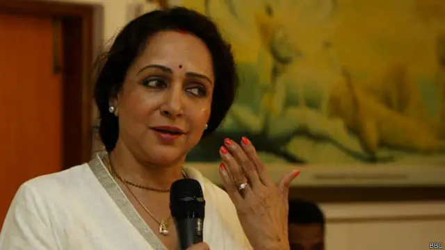 हेमा मालिनी