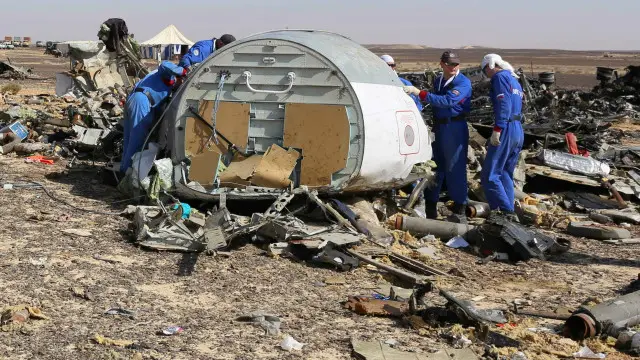 الفريق الروسي وسع نطاق البحث عن جثث ضحايا الطائرة وحطامها إلى 40 كيلومترا مربعا 