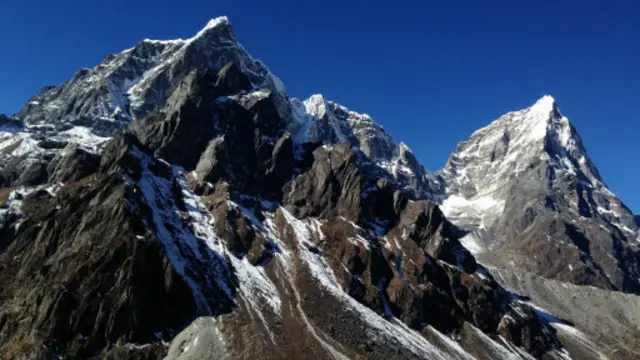 崎岖不平的山段（图片来源：Adam Popescu）