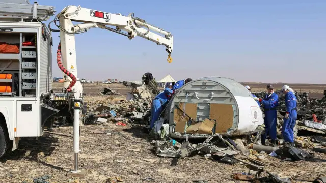 俄国空难专家仍在埃及西奈半岛调查俄罗斯一架民航班机失事原因。